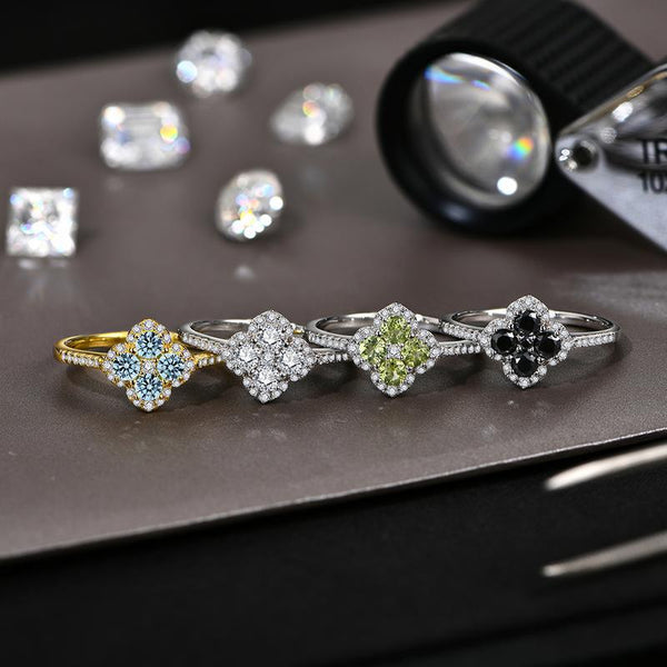 Women's Four-leaf Clover Light Luxury Ring