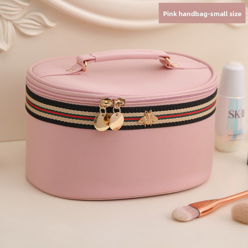Large-capacity portable makeup case