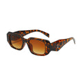Fashionable men's and women's square-framed sunglasses