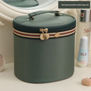 Large-capacity portable makeup case