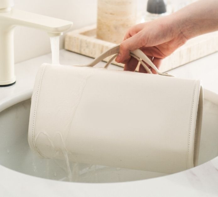 Folding makeup bag large capacity portable handbag travel makeup bag storage bag waterproof toiletries bag - TrendTrove