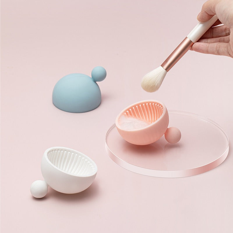 Creative Xiaowangzi Makeup Brush Cleaning Plate - TrendTrove