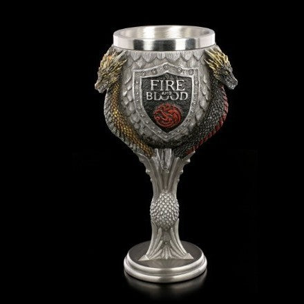 Three-dimensional engraved beer mug