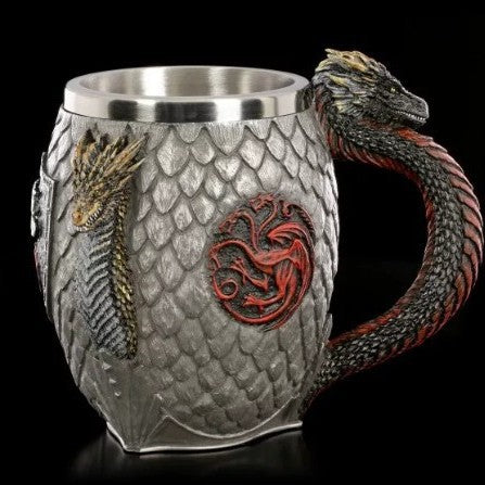 Three-dimensional engraved beer mug