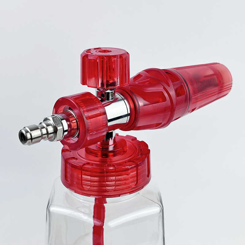 Household high-pressure water gun for cleaning the kettle