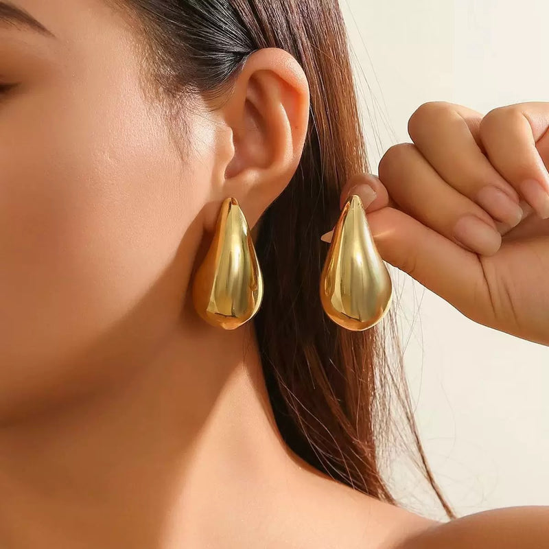 Hollow Water Drop Earrings for Women