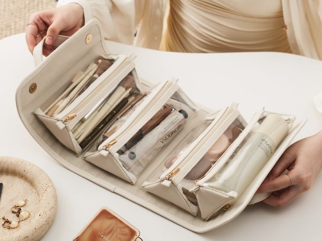 Folding makeup bag large capacity portable handbag travel makeup bag storage bag waterproof toiletries bag - TrendTrove