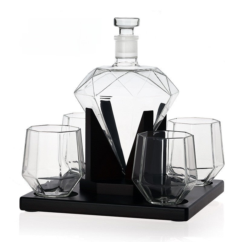 Whiskey Wine Set with Diamond Glass Bottle and Cups