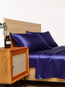 طقم من أربع قطع من ملاءات الفراش الحريرية والملاءات المجهزة