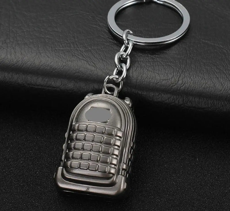 PUBG Fashion Eat Chicken Keychain Battlegrounds Backpack Battle Frying Pan Helmet 98k Key Ring Woman Man Jewwlry Wholesale