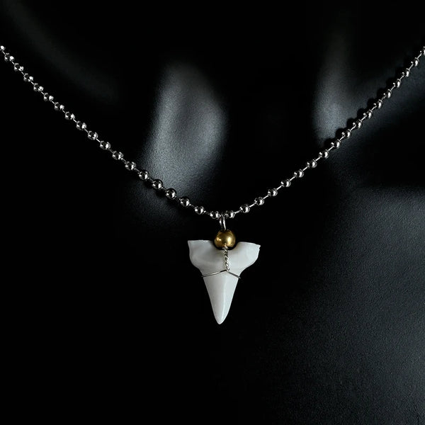 1PC Hawaii Surfer Jewelry Handmade Imitation Shark Teeth Pendant Stainless steel bead chain bone Choker WoMen's Men's Necklace
