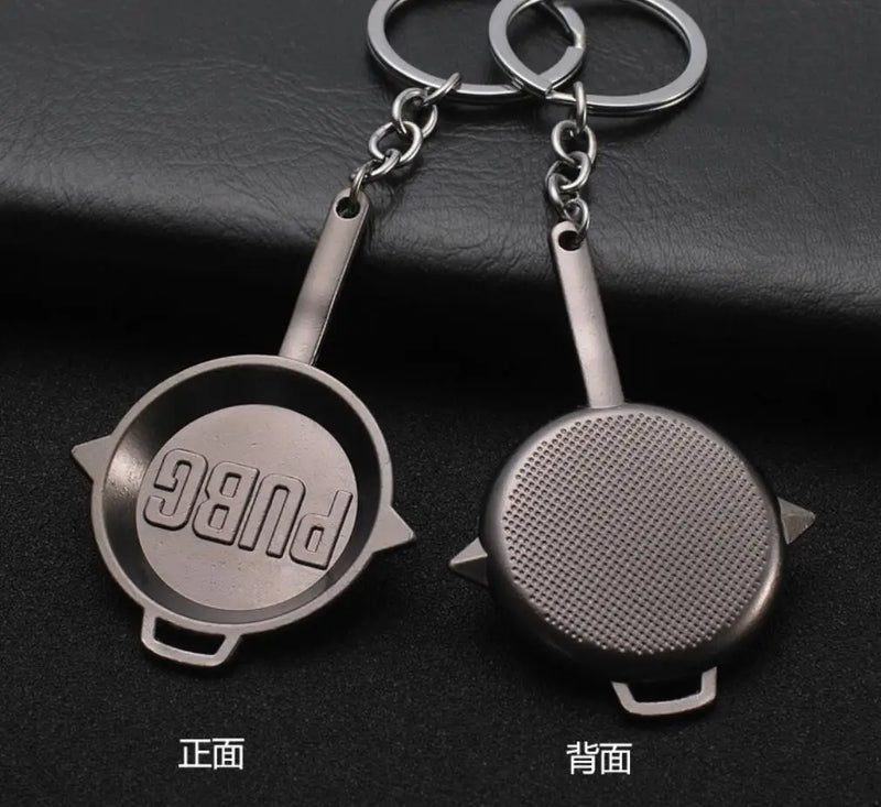 PUBG Fashion Eat Chicken Keychain Battlegrounds Backpack Battle Frying Pan Helmet 98k Key Ring Woman Man Jewwlry Wholesale