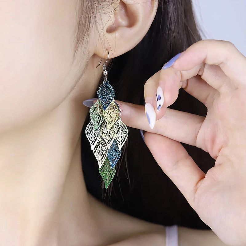 Pendientes colgantes de estilo étnico, pequeños accesorios de nueve hojas, pendientes de hojas, joyería bohemia, pendientes colgantes exagerados, regalo para mujer