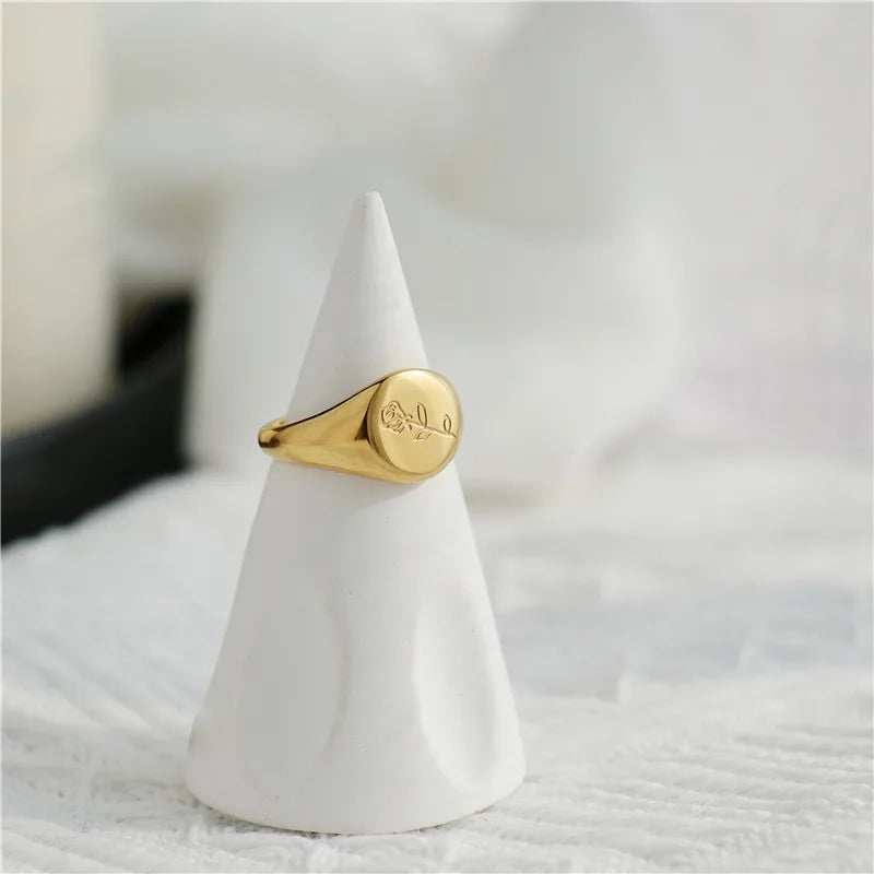 Gold-plated Engrave Rosette Rings Stainless Steel Fashion Personality 18k Gold European Christmas Simple Rings Jewelry Women