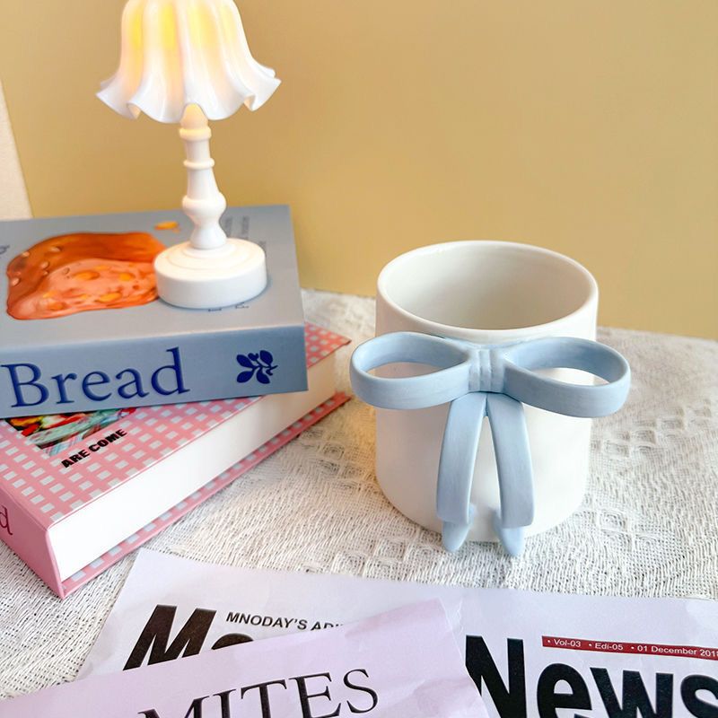Bow Ceramic Mug Good-looking