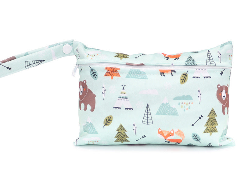 Baby Diaper Bag Cartoon Print Waterproof Wet Dry Nappy Zippe