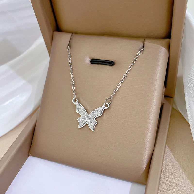MEYRROYU 316L Stainless Steel Necklace Golden Butterfly Heart Cheetah Pendant Clavicle For Women Gift Jewelry Accessories Bijoux