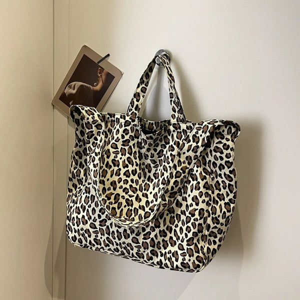 Leopard Canvas Commuter Women's Bag Fashion One Shoulder Canvas Bag 2024 New Women's Canvas Multi Functional Bag