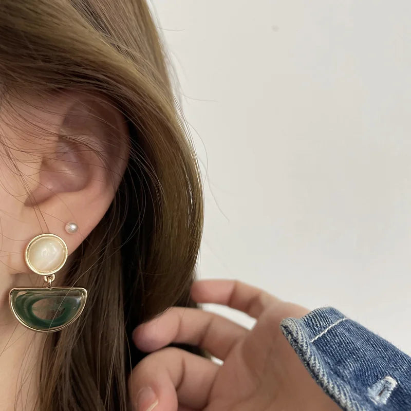 Trendy Metal Earring Retro Elegant Green Geometric Dangle Earrings For Women Fashion Simple Water Drop Jewelry Gifts