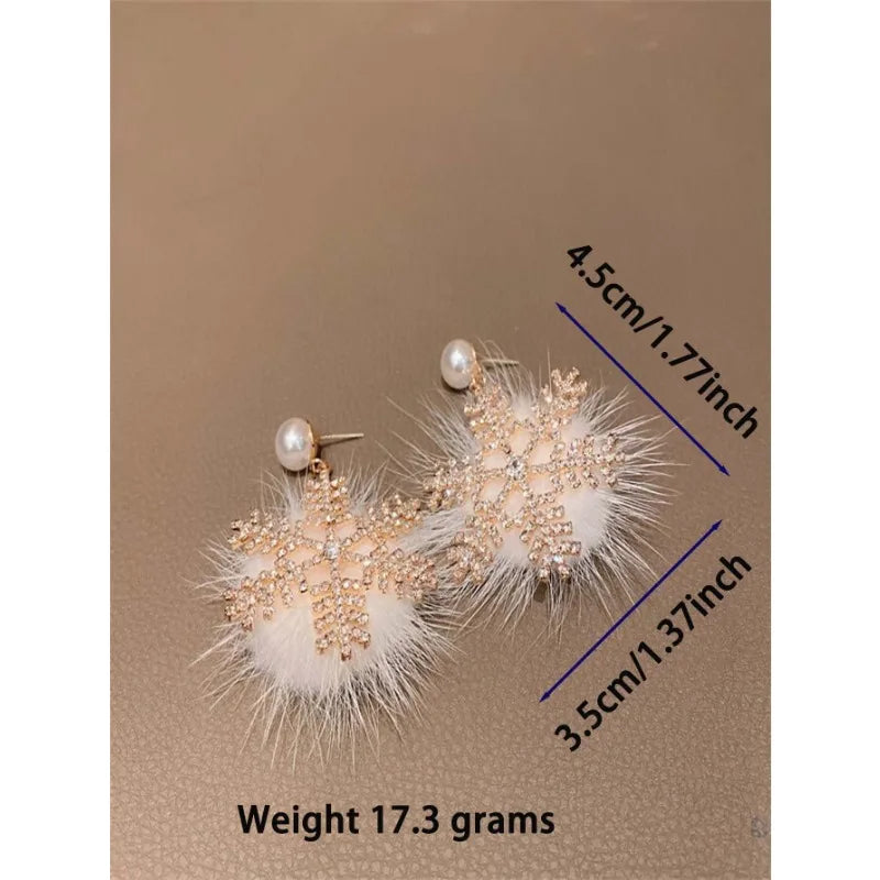 New Christmas snowflake earrings for women, zircon pearl plush Ear studs, birthday gift for girls
