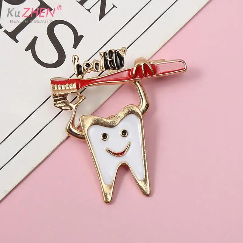 Cartoon Brooch Dentist Badge Brooch Tooth And Toothbrush Enamel Tooth Brooches For Dentist Clothes Decoration Accessories Gift