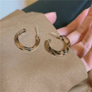 2023 New Fashion Lavender Purple Earrings for Woman Metal Golden Twisted Art Line Purple Stud Earrings Gift Jewelry Wholesale