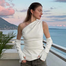 سترات نسائية بدون أكمام من الجلد من High Street برقبة مائلة وسحاب وأكمام من البولي يوريثان موضة خريف 2024، سترات نسائية بحافة ضيقة وقصيرة