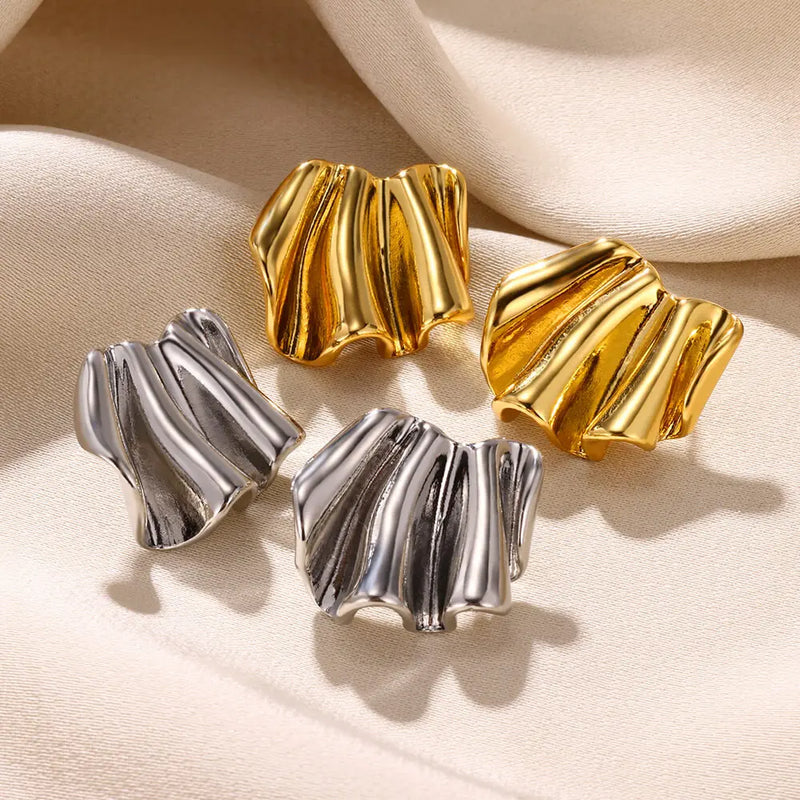 Gold Color Love Heart Earrings For Women Bow Stud 2023 Trend Simple Knot Earrings Piercing Fashion Jewelry Valentine's Day Gifts