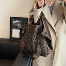 Leopard Canvas Commuter Women's Bag Fashion One Shoulder Canvas Bag 2024 New Women's Canvas Multi Functional Bag