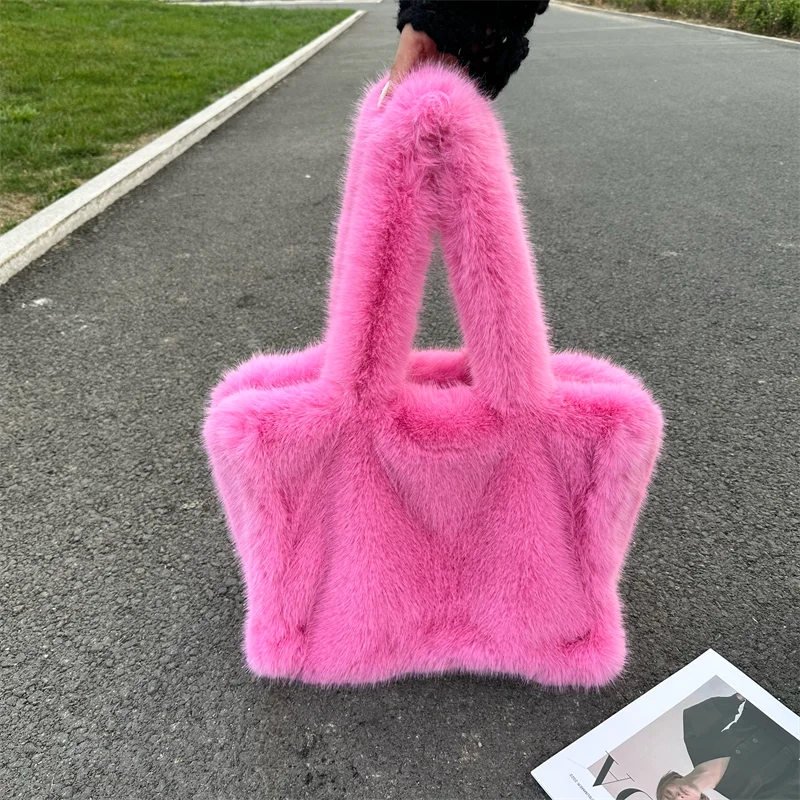 Designer Fluffy Plush Shoulder Bag Warm Faux Mongolian Fur HandBags for Women Brands Large Hobo  Shopper Heart Shaped Purses