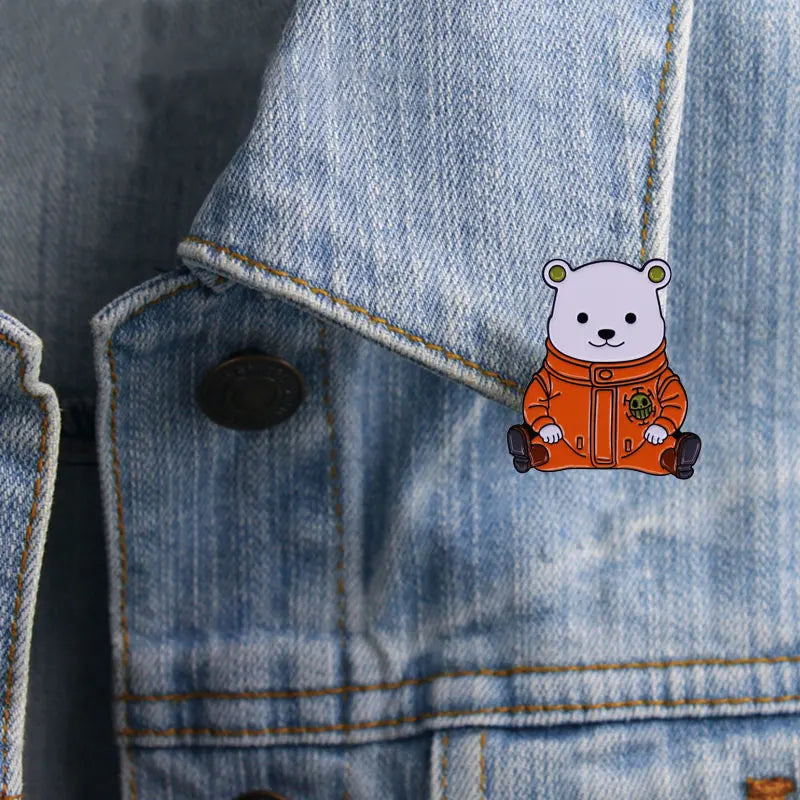 One X Piece Cartoon White Polar Bear Bepo Enamel Lapel Pin Pirate Anime Badge Brooch Hat Backpack Decoration Jewelry Accessories