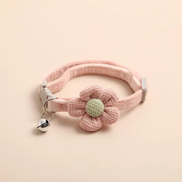 Cute knitting Flower Bell Collar Adjustable Cat Necklace Pet Collar Traction Safety Buckle Necklace Small Dog Dog Supplies