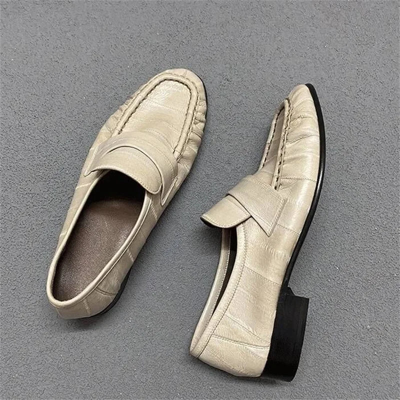 حذاء Lefu نسائي جديد بتصميم كلاسيكي فرنسي بكعب مسطح مصنوع من جلد ثعبان البحر ونعل من الجلد الأصلي مخيط يدويًا ومريح بخطوة واحدة