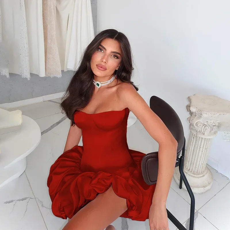 Fashion Sleeveless Backless High Waist Short Ruched Dresses for Women Sexy Strapless Slim A-line Pleated Mini Red Party Dress