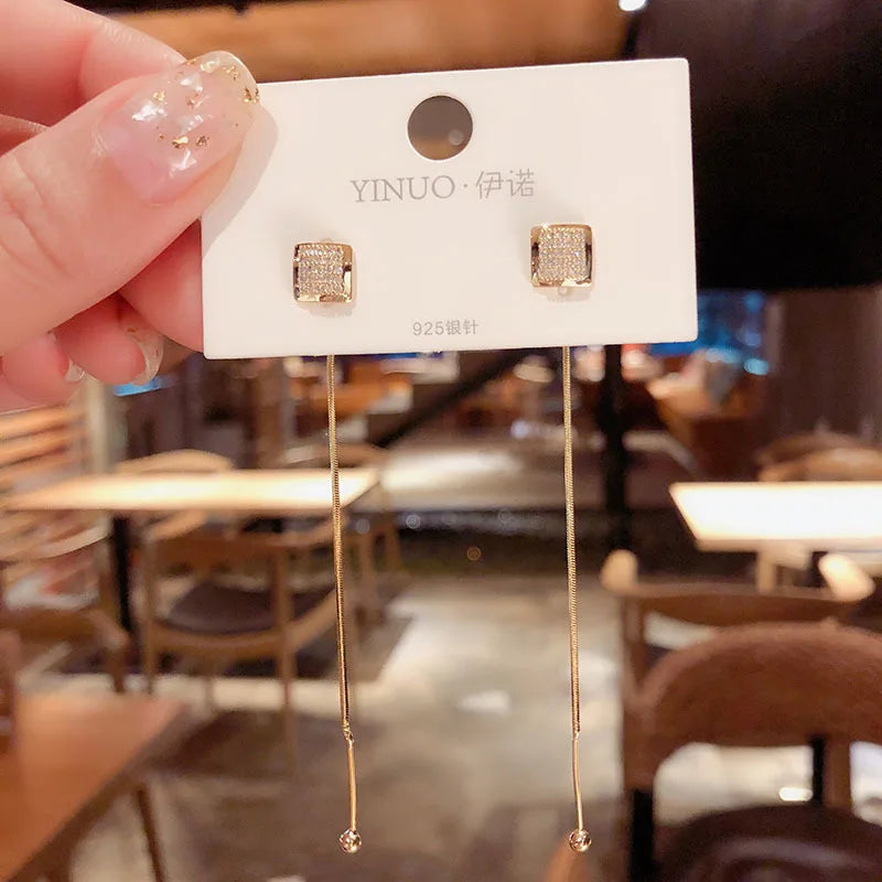 Luxury Fashion Exaggerated Zircon Maple Leaf Flower Stud Earrings for Women Personality Statement Jewelry Gift pendientes mujer