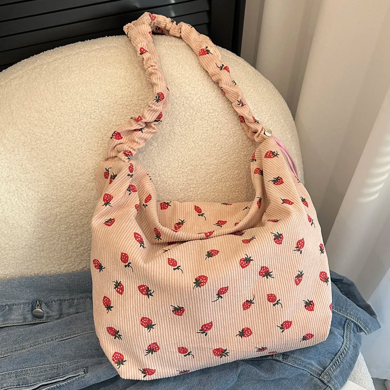 Women Cute Printing Crossbody Bag with Ruched Strap Strawberry Pattern Satchel Bag Large Capacity Female Travel Casual Bag