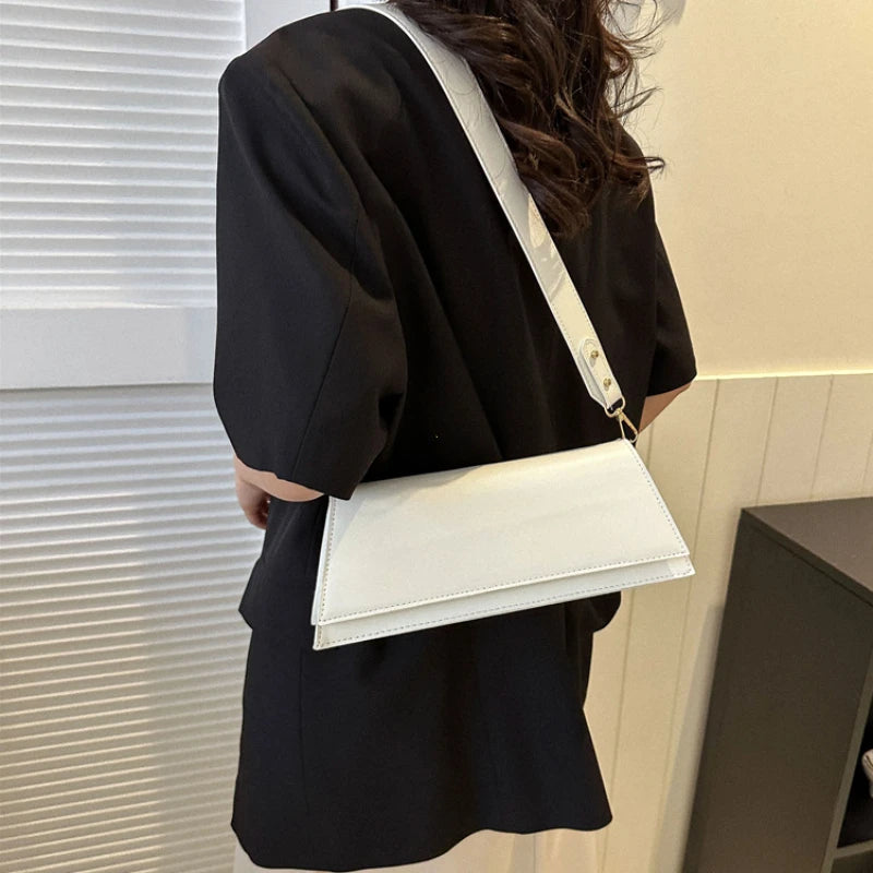 New Arrival Fashion Women's Small Crossbody Bag PU Leather Messenger Bag Summer Travel Bag for Female Clutch Purses and Handbags