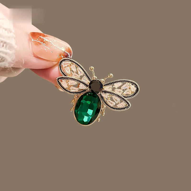New Cute Green Yellow Crystal Bee Brooch Pin For Women Luxury Brand Exquisite Insect Suit Corsage Scarf Dress Coat Lapel Pins