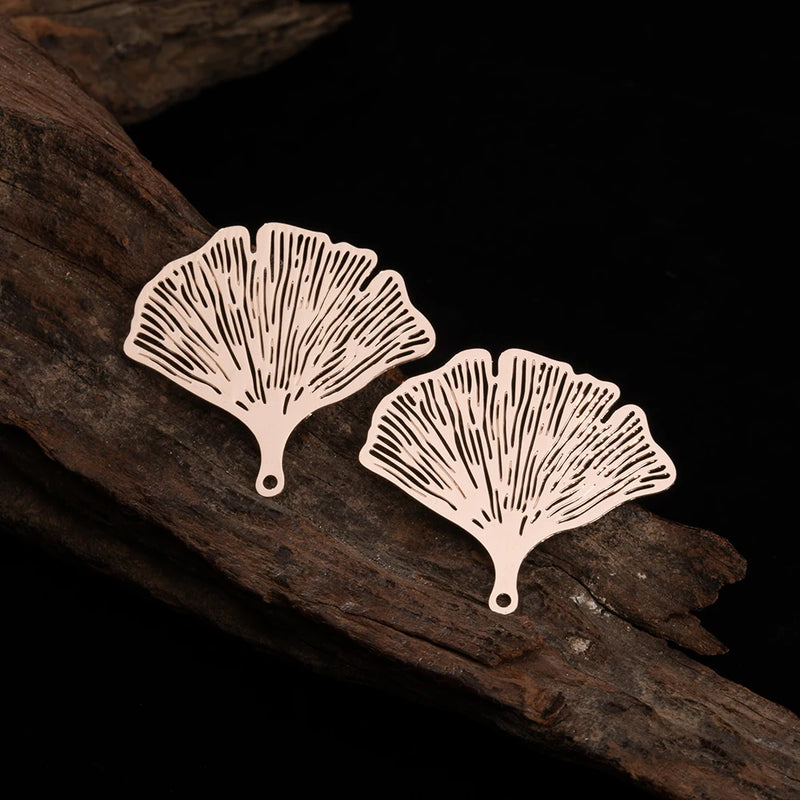 10pcs 33*30mm Hollow Ginko Leaf Charms Brass Filigree Leaf Pendant for Jewellery Parts B3810