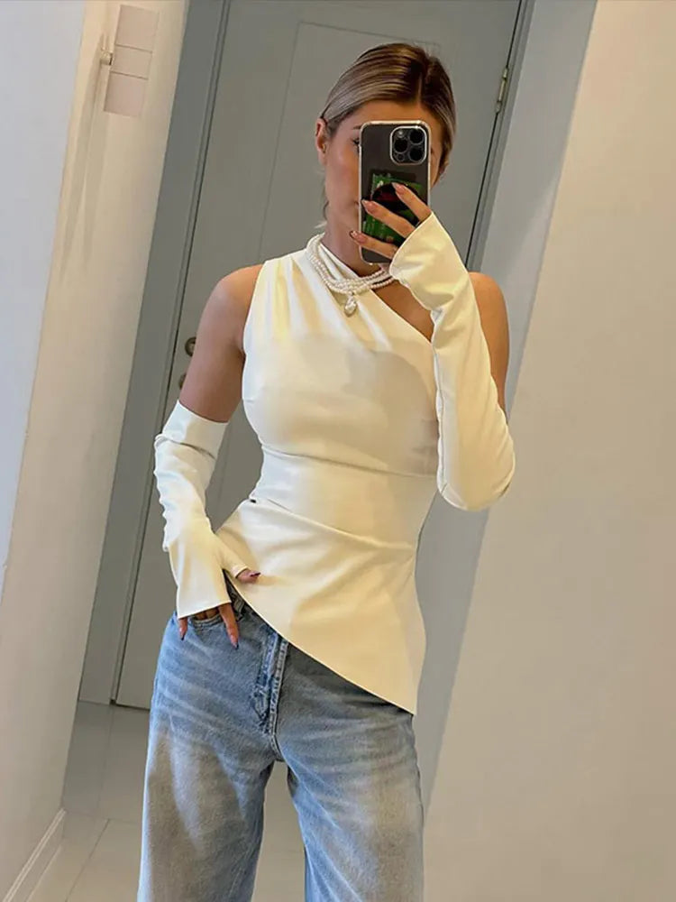 سترات نسائية بدون أكمام من الجلد من High Street برقبة مائلة وسحاب وأكمام من البولي يوريثان موضة خريف 2024، سترات نسائية بحافة ضيقة وقصيرة