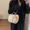 Luxury Plush New Handbag Winter Soft Faux Fur Crossbody Bag 2023 Fashion Women Fluffy Top-Handle Bags Ladies Pleated Satchel Bag