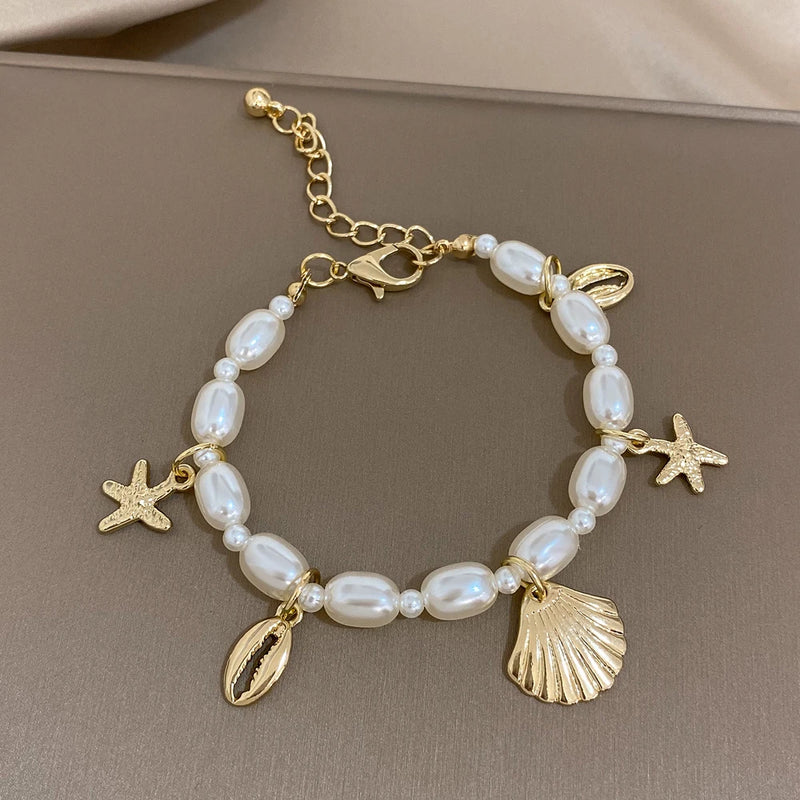 Greatera Trendy Shell Starfish Coin Imitation Pearl Chain Bracelets for Women Gold Color Metal Charms Bracelet Statement Jewelry