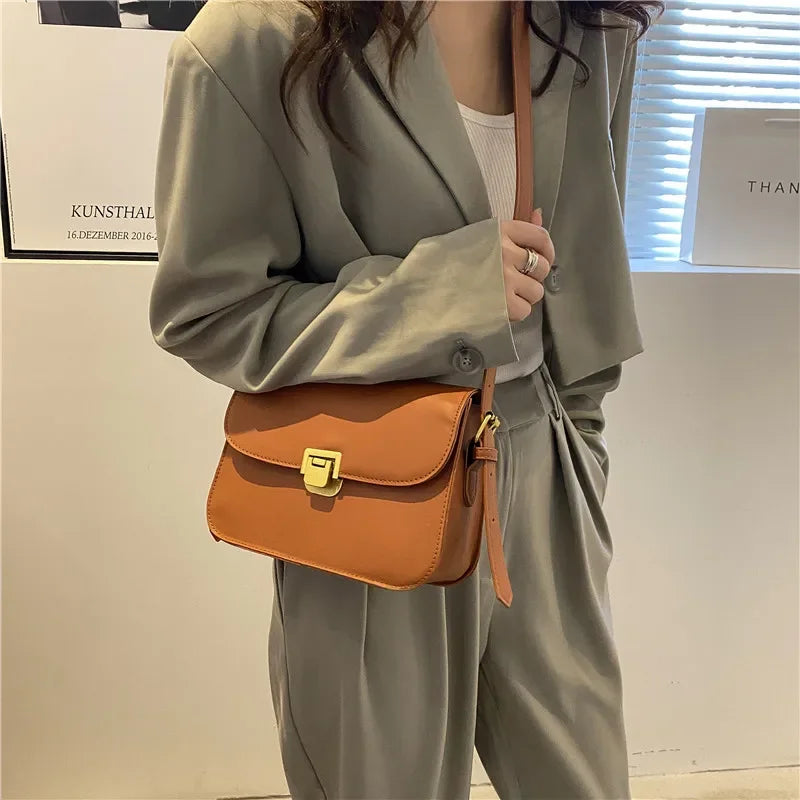 New Women's Shoulder Bag Handbag Messenger Bag Preppy Style Female Vintage Envelope Bag High Quality Briefcase