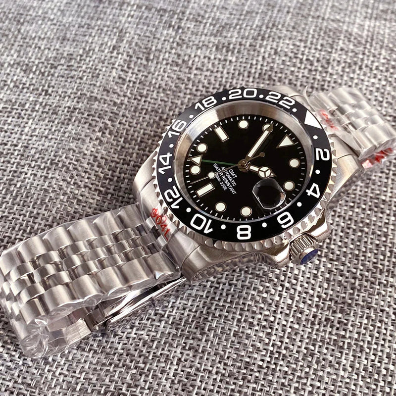 Gold Tow Tone NH34A GMT Movement Diving Watch for Men Automatic Watches Mechanical Swim Jubilee Bracelet 200m Waterproof Date