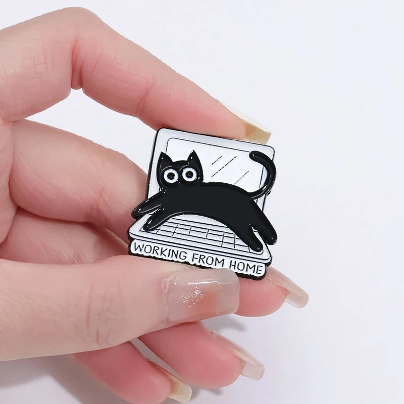 I'M A PURRGRAMMER Enamel Pins A Computer Cat That Loves Work Brooches Lapel Badge Backpack Funny Animal Punk Jewelry Gift