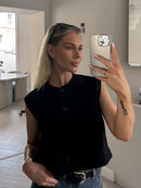 Chic Round Neck Vest For Women Summer Single Breasted Sleeveless Waistcoat Female 2024 Fashion Street Lady Cropped Tops