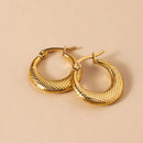Women's Embossed Stainless Steel Hoop Earrings, Electroplated Gold Color Non Fading Earrings, Exquisite Jewelry Accessories