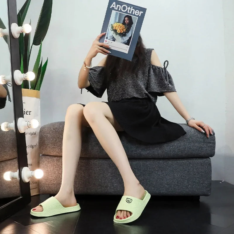 New EVA Women's Slippers Cute Bear Decoration Soft Bathroom Slippers Lithe Thin Non-slip Flat Slippers Home Use