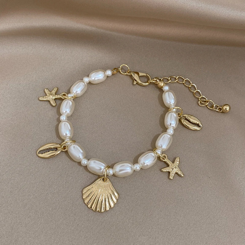 Greatera Trendy Shell Starfish Coin Imitation Pearl Chain Bracelets for Women Gold Color Metal Charms Bracelet Statement Jewelry