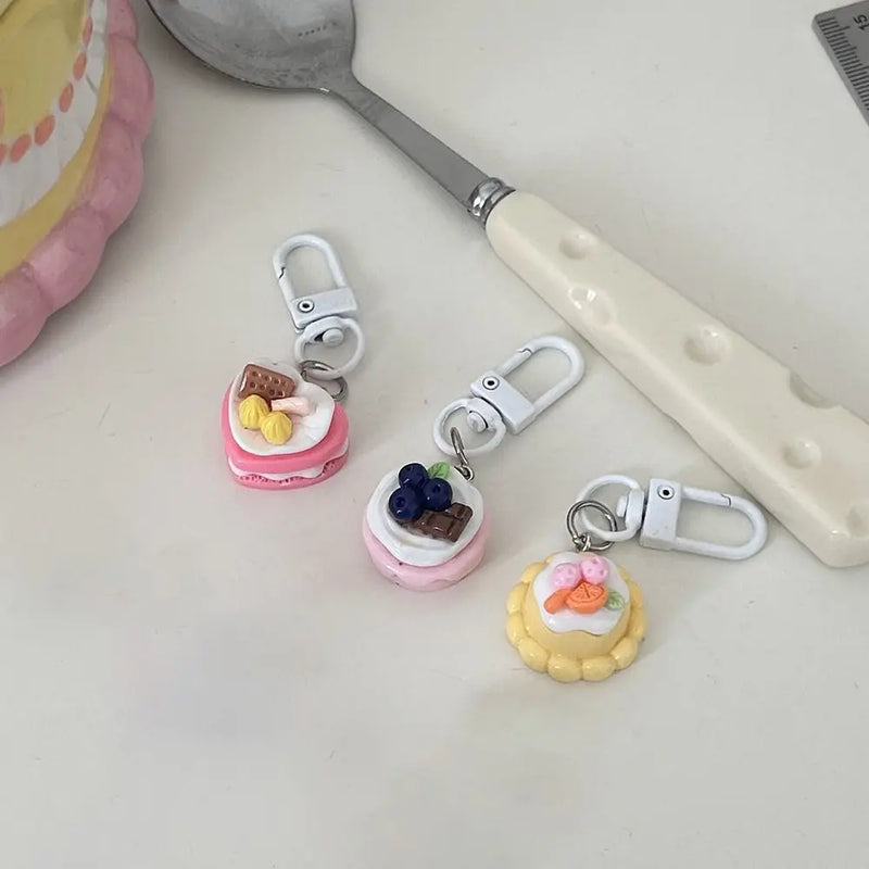 Fashion Cute Cake Pendant Keychain Ins Fun Bag Accessories Three-dimensional Creative Party Gift Jewelry Handbag
